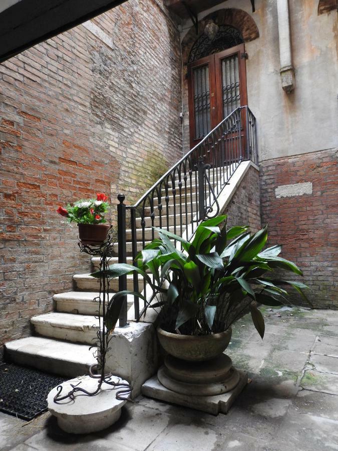 La Poetessa Leilighet Venezia Eksteriør bilde